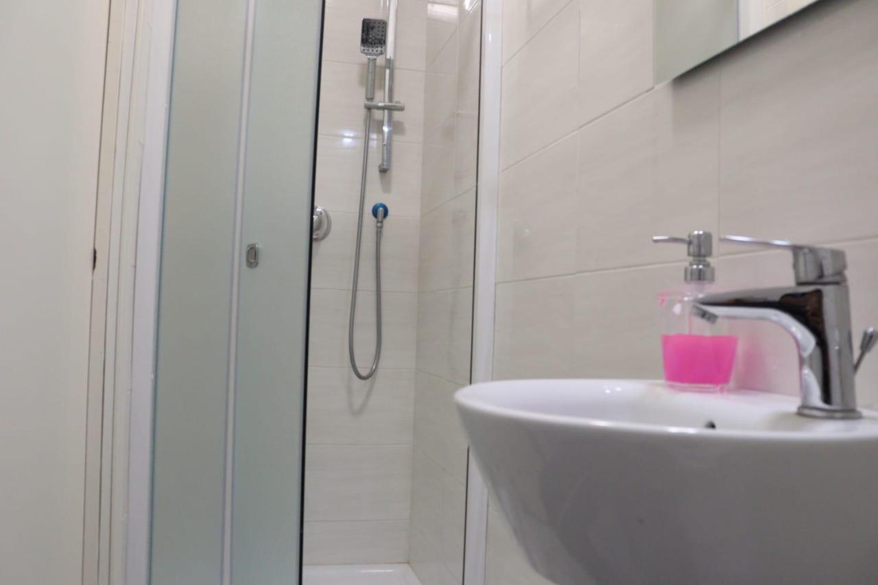 Relaxon Guest House Roma Dış mekan fotoğraf
